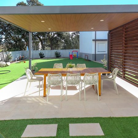 Modern Apartment With Garden Fátima Kültér fotó