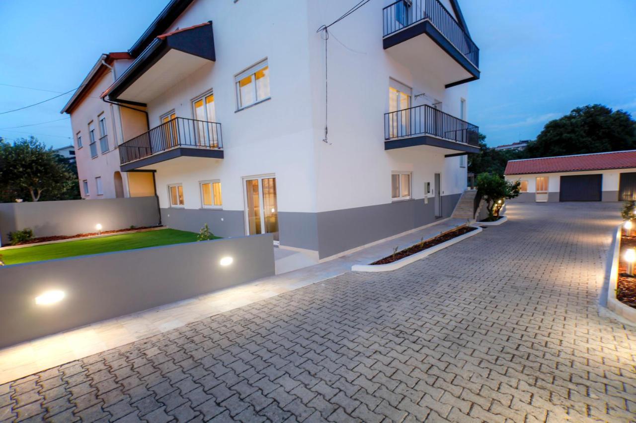 Modern Apartment With Garden Fátima Kültér fotó