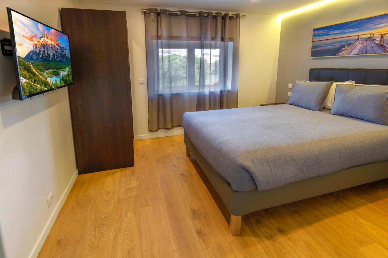 Modern Apartment With Garden Fátima Kültér fotó